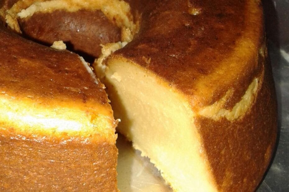 Bolo de queijo com 4 ingredientes