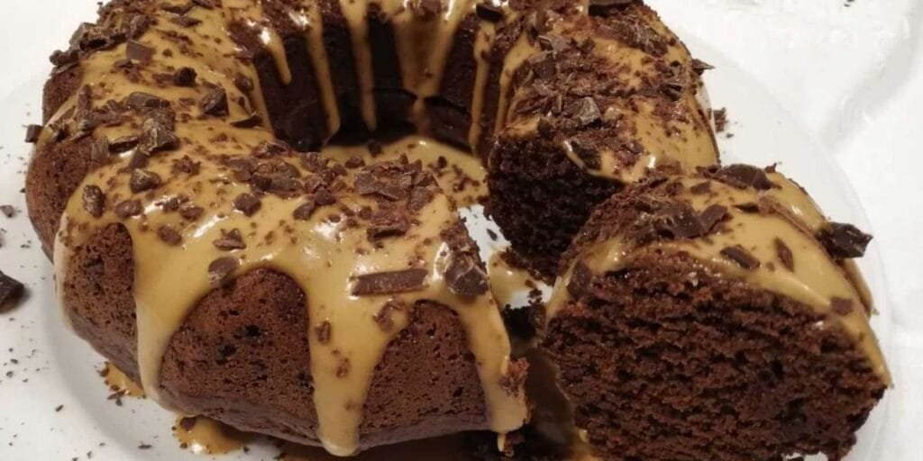 Bolo de Chocolate com Manteiga de Amendoim