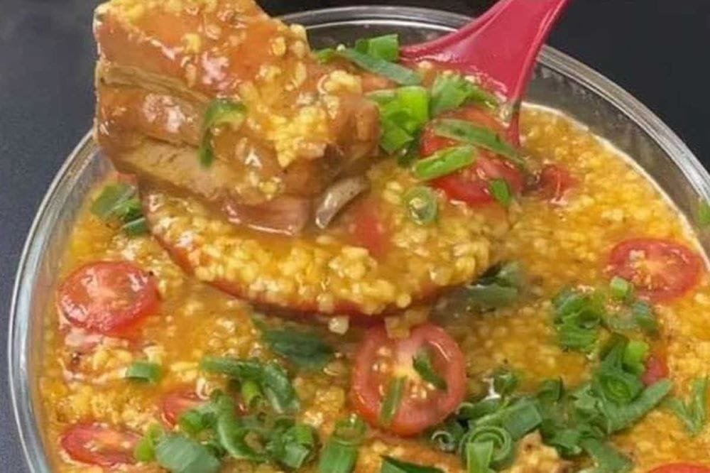 Costelinha de Porco com Canjiquinha