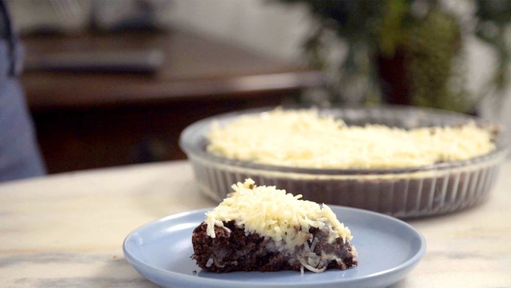 Bolo de chocolate com coco