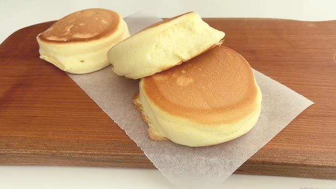 O Bolinho Nuvem Japonês de Frigideira,