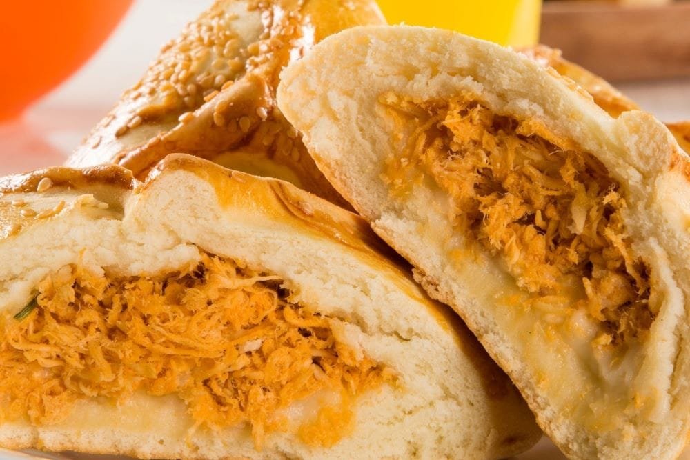 Pão recheado com frango