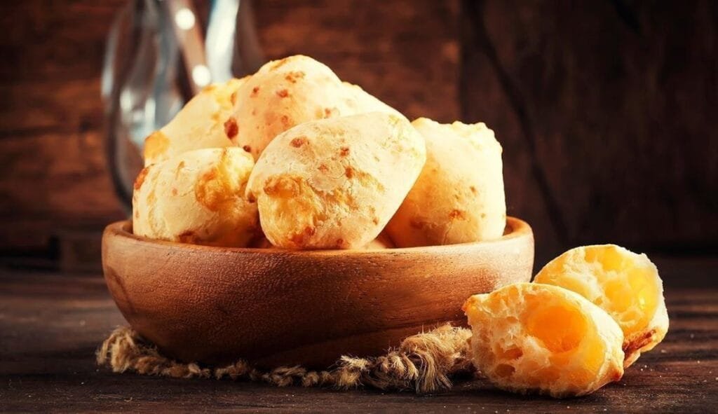 Pão de queijo mineiro