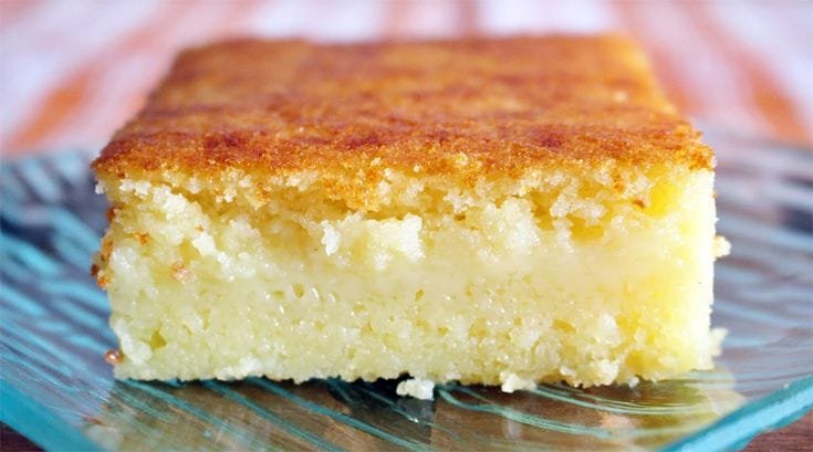 Bolo de fubá cremoso