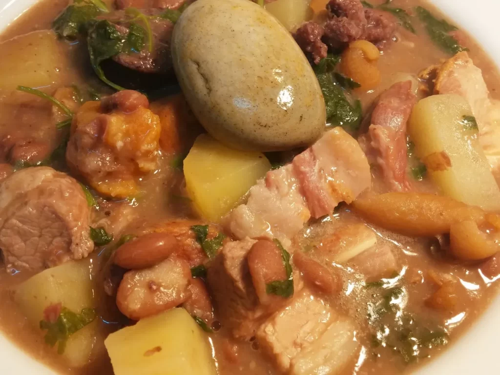 Sopa de Pedra