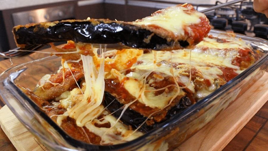 Berinjela à Parmegiana