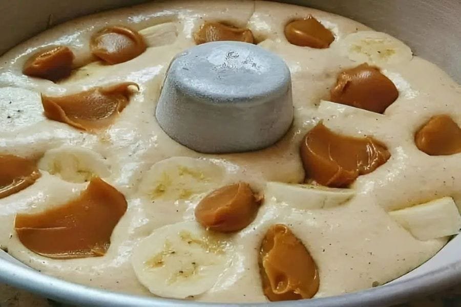 Bolo de Banana com Doce de Leite