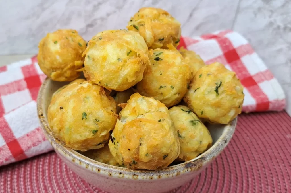 Bolinho de batata doce com frango