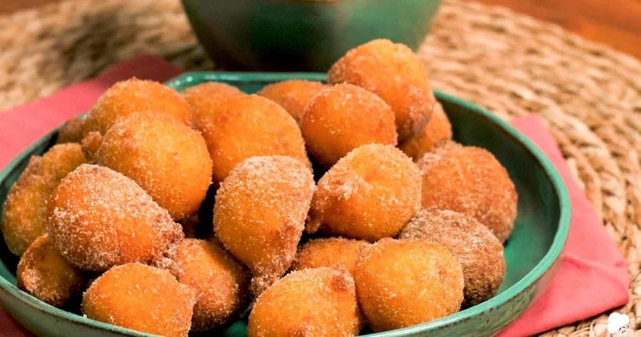 Bolinho de Chuva de Cenoura