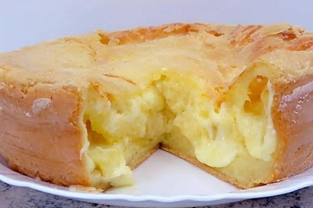 Bolo de Polvilho com Queijo