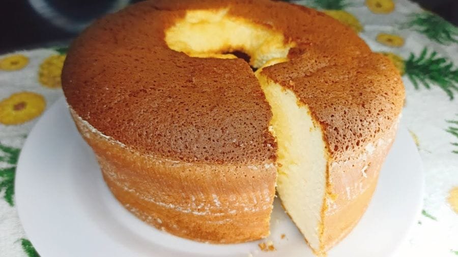 Bolo de Maizena com Leite Condensado