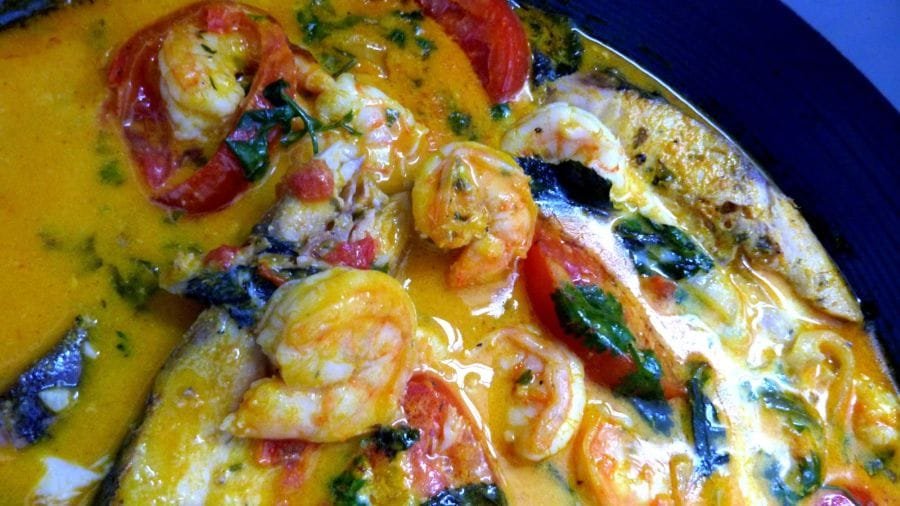 Moqueca de Camarão e Peixe