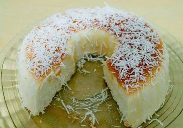 Pudim Maria Mole de Coco